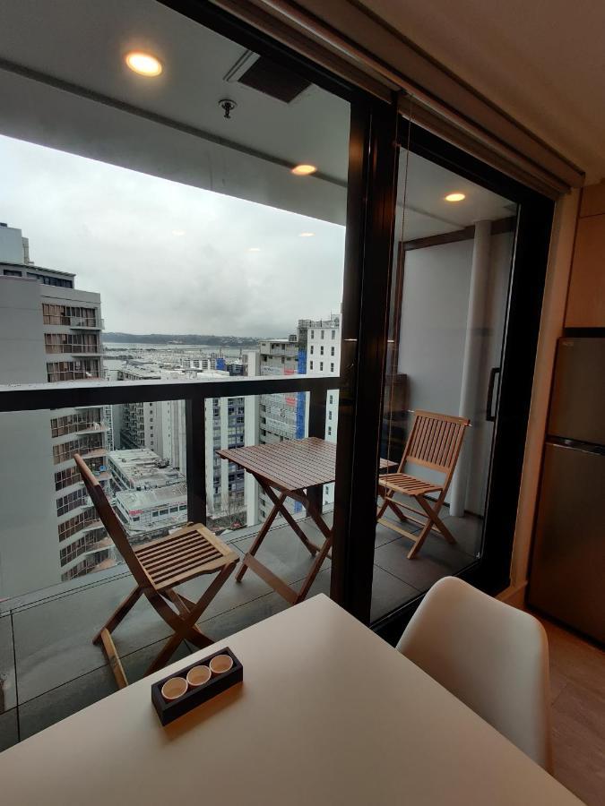 Central Location Of Auckland Central Екстериор снимка